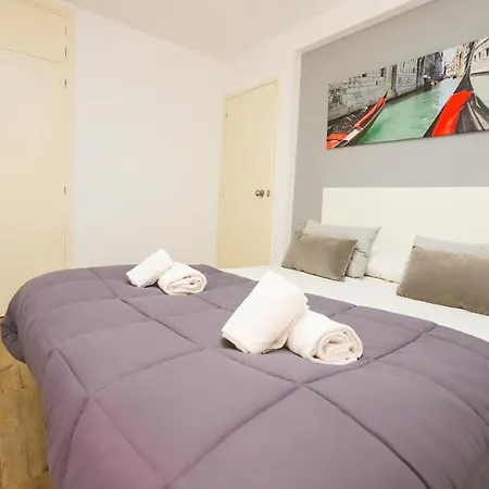 Differentflats Skorpios Daire